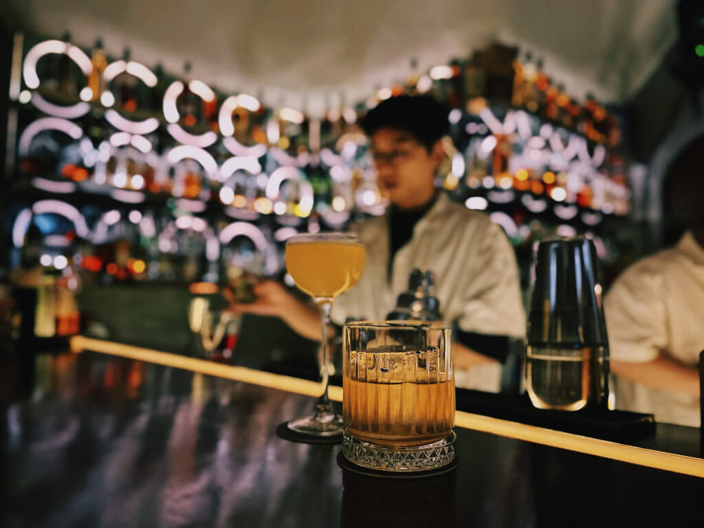 The Japanese Approach to Mixing Scotch